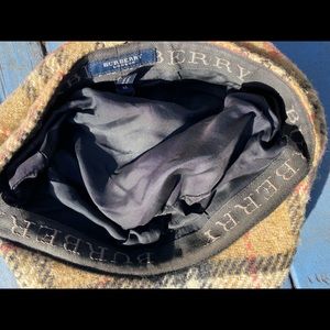 Burberry wool hat